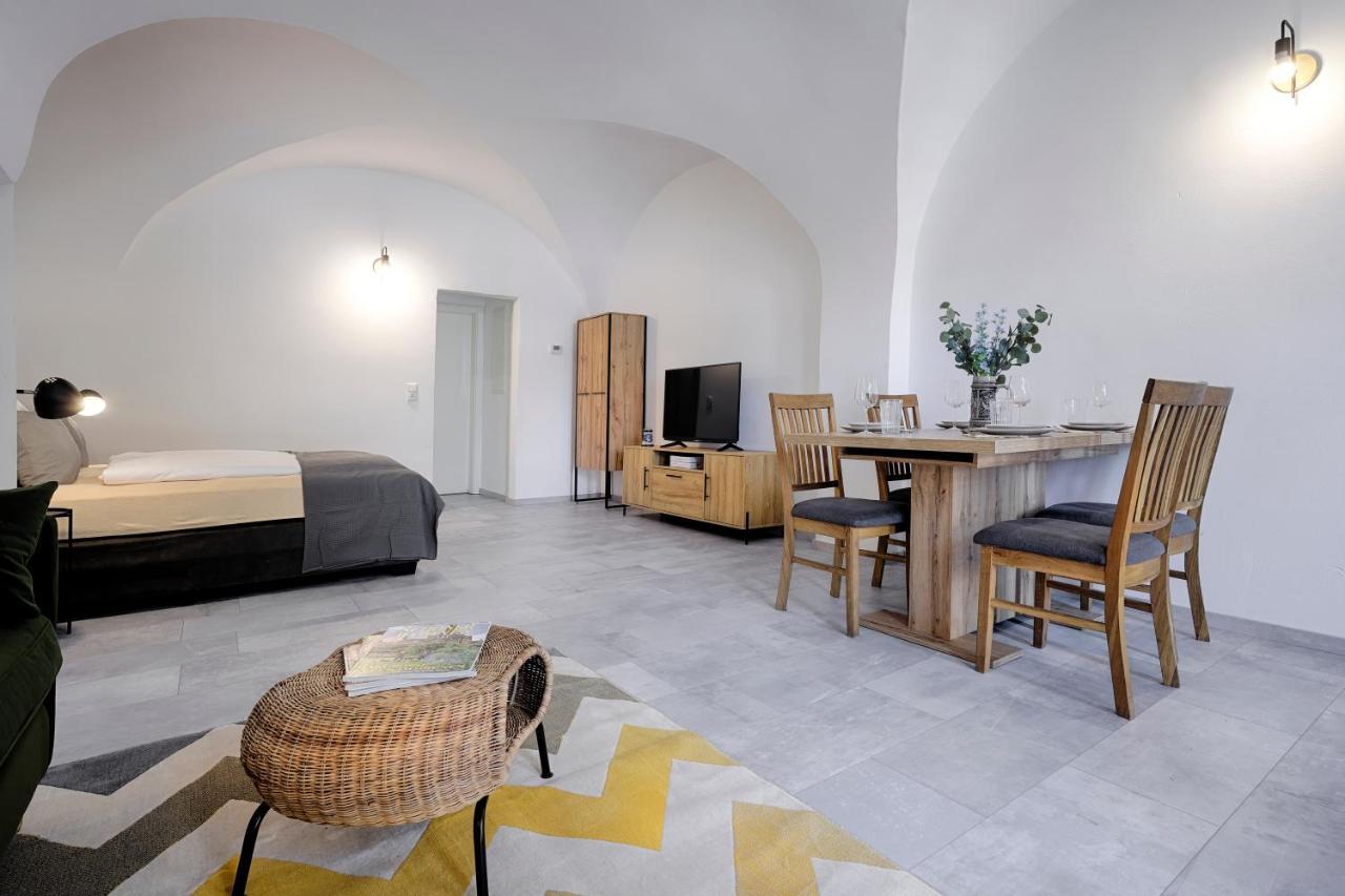 Homie Stay Alte Brauerei - Am Main Ochsenfurt Kültér fotó